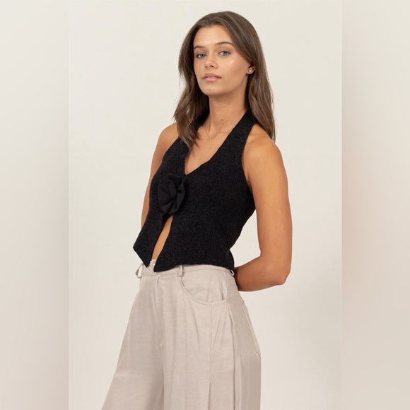 20B. Halter Knit Flower Top - Black - Picture 2 of 5